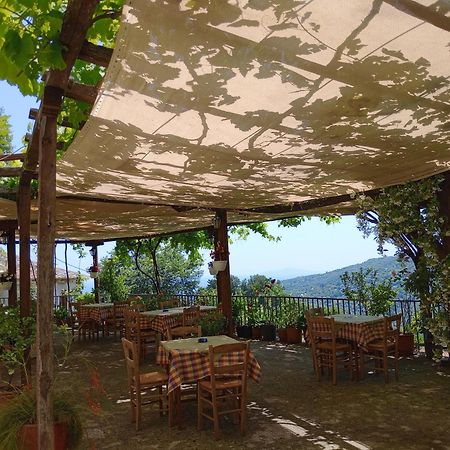 Hotel Erotas Áyios Dhimítrios Extérieur photo